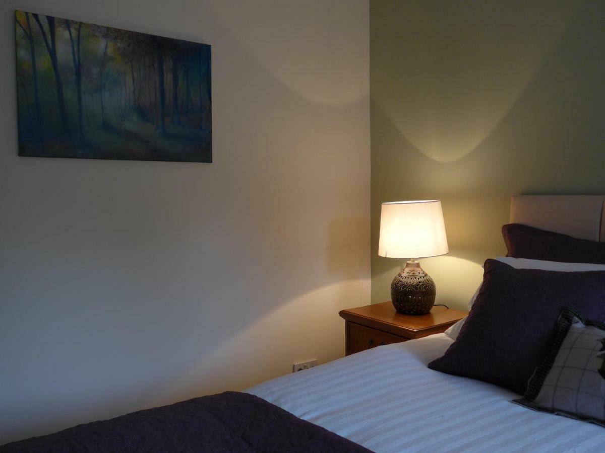 The Olive Tree Bed and Breakfast Gosport Exteriör bild